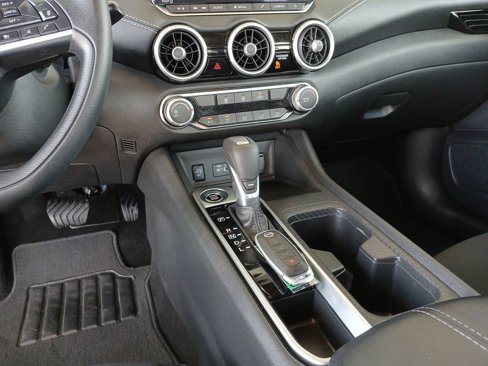 Used 2024 Nissan Sentra SV image 15