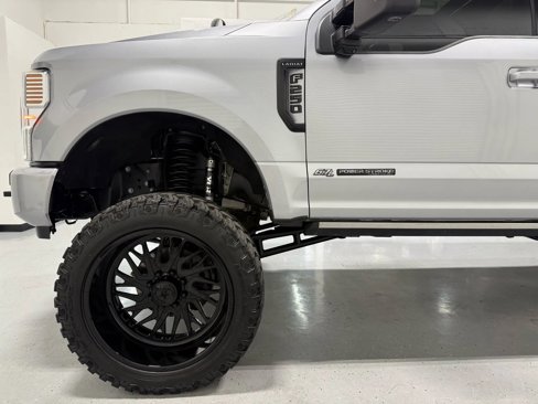 Used 2022 Ford F250 Lariat w/ Lariat Ultimate Package image 6