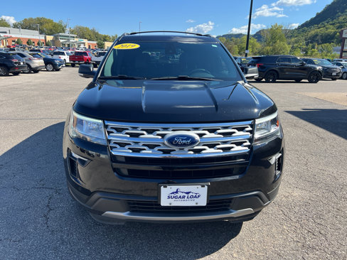 Used 2019 Ford Explorer XLT w/ Equipment Group 202A image 2