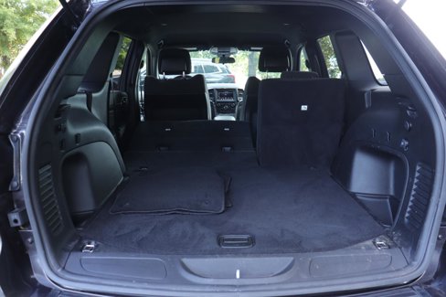 Used 2021 Jeep Grand Cherokee Laredo image 16