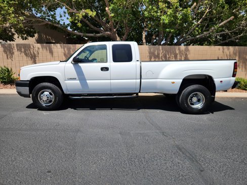 Used 2003 Chevrolet Silverado 3500 LT image 14