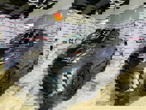 Used 2020 Toyota C-HR LE image 2