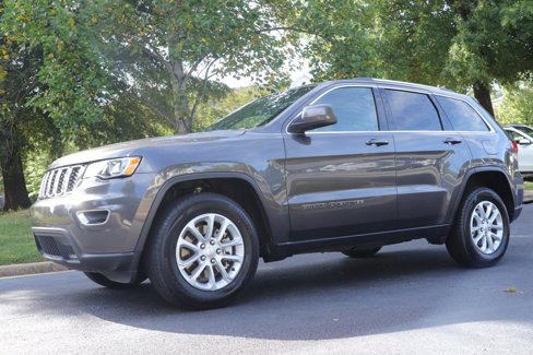 Used 2021 Jeep Grand Cherokee Laredo image 42