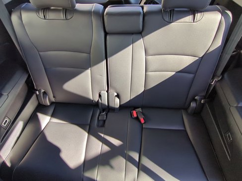 Used 2019 Honda Pilot Touring image 34