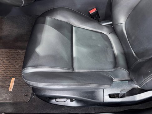 Used 2018 Jaguar XE Premium image 49
