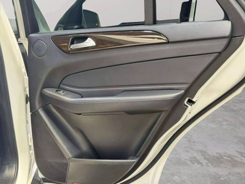Used 2017 Mercedes-Benz GLE 350 image 41