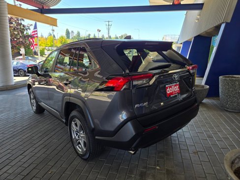 Used 2024 Toyota RAV4 XLE w/ Convenience Package image 7