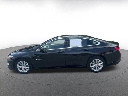 Used 2024 Chevrolet Malibu LT image 9