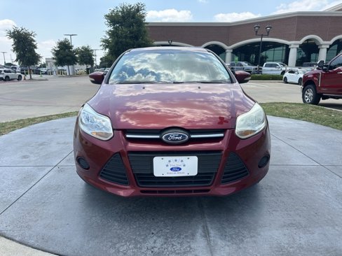 Used 2014 Ford Focus SE image 2