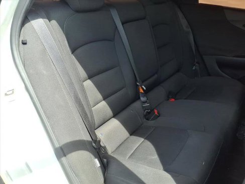 Used 2018 Chevrolet Malibu LT image 14