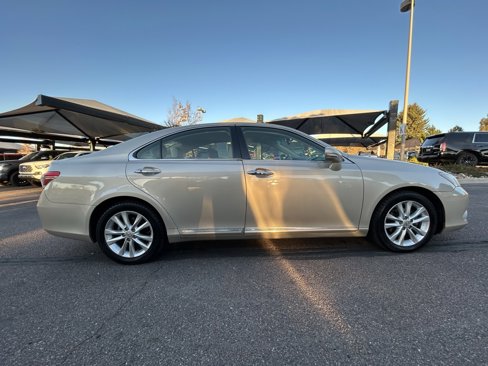 Used 2011 Lexus ES 350 image 10