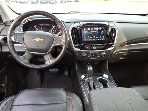 Used 2019 Chevrolet Traverse LT w/ LT Premium Package image 18
