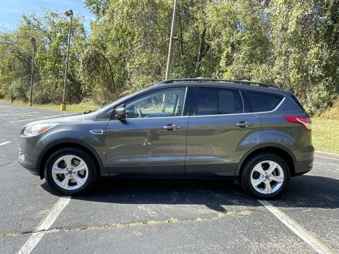 Used 2016 Ford Escape SE w/ Equipment Group 201A image 6