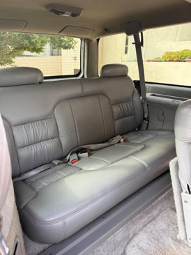 Used 1999 GMC Suburban 2WD w/ Marketing Opt Pkg 3 image 21