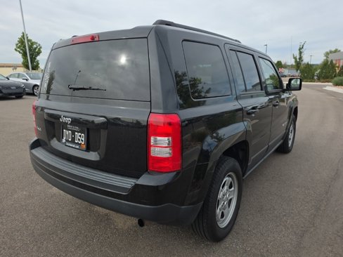 Used 2015 Jeep Patriot Sport w/ Power Value Group image 3