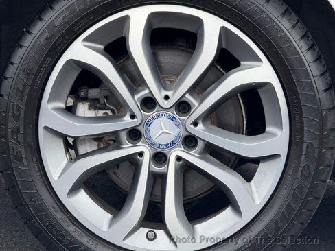 Used 2017 Mercedes-Benz C 300 Sport image 50