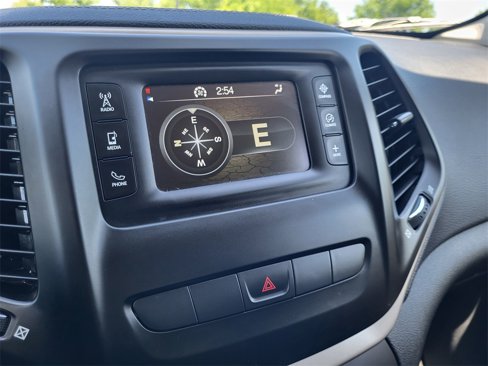 Used 2014 Jeep Cherokee Latitude image 25