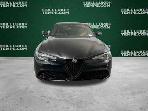 Used 2022 Alfa Romeo Giulia Sprint image 11