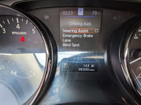 Used 2020 Nissan Rogue Sport SL w/ Premium Package image 16