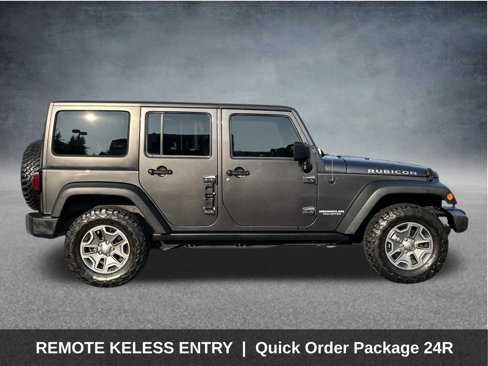 Used 2017 Jeep Wrangler Unlimited Rubicon w/ Max Tow Package image 10