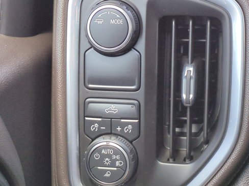 Used 2021 Chevrolet Silverado 1500 LT w/ Safety Package image 30