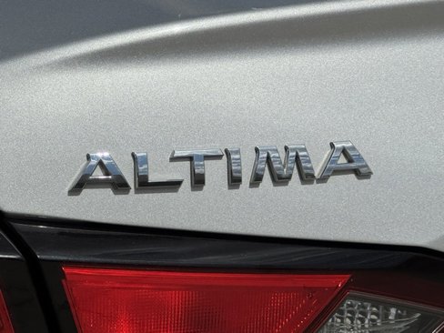Used 2022 Nissan Altima 2.5 S image 12