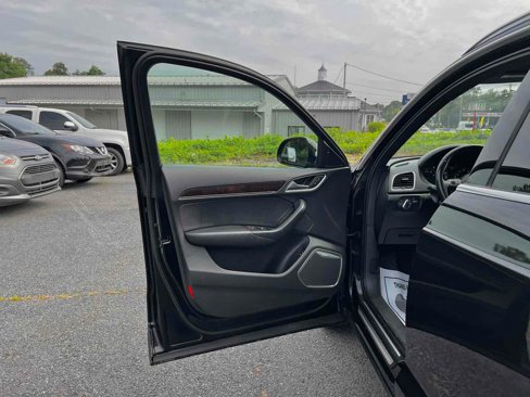 Used 2015 Audi Q3 2.0T Prestige image 11