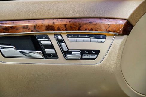 Used 2008 Mercedes-Benz S 550 image 34
