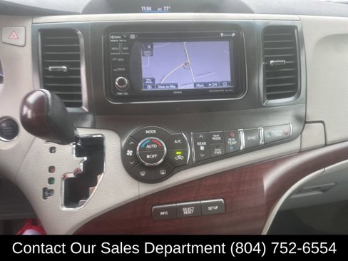 Used 2014 Toyota Sienna XLE image 24