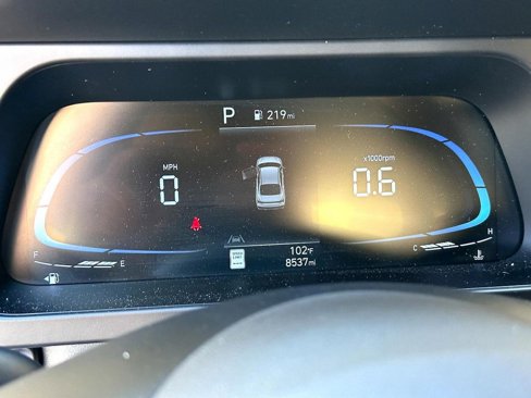 Used 2025 Hyundai Elantra Sport image 17