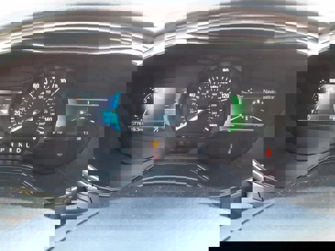 Used 2020 Ford Fusion SE image 27
