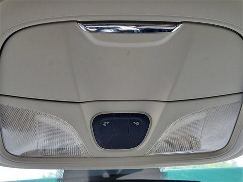 Used 2019 Jeep Cherokee Latitude w/ Popular Appearance Group image 49