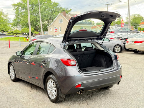 Used 2015 MAZDA MAZDA3 i Touring image 31