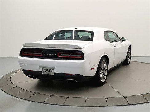 Used 2022 Dodge Challenger GT image 7