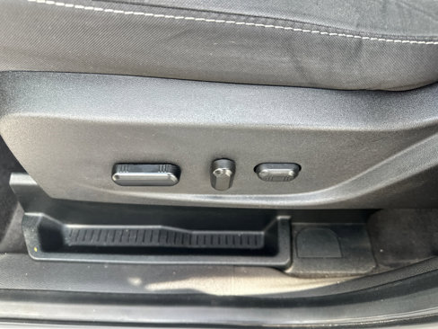 Used 2018 Ford Escape SE w/ SE Sync 3 Package image 26