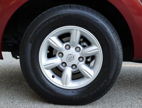 Used 2004 Nissan Frontier XE w/ (VTP) Value Truck Pkg image 28