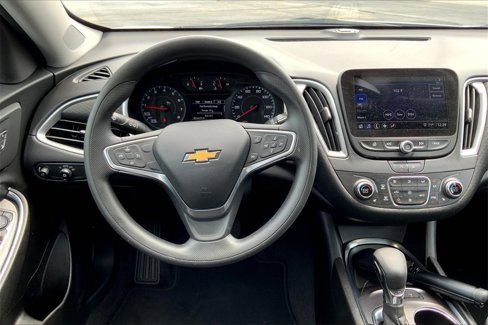 Used 2022 Chevrolet Malibu LT image 6
