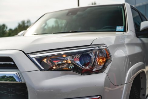 Used 2023 Toyota 4Runner Limited image 3