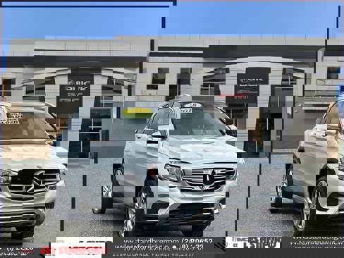 Used 2018 Mercedes-Benz GLC 300 4MATIC image 8