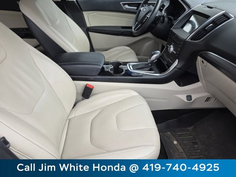 Used 2017 Ford Edge Titanium w/ Equipment Group 302A image 23