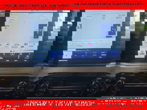 Used 2022 Ford Escape SEL image 11