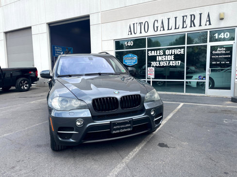 Used 2011 BMW X5 xDrive50i image 2