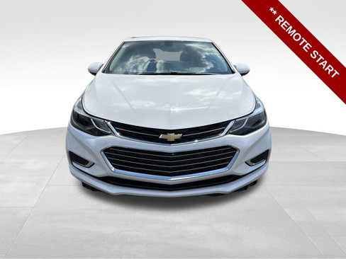 Used 2017 Chevrolet Cruze Premier image 9