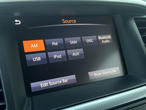 Used 2017 Nissan Pathfinder SL image 28