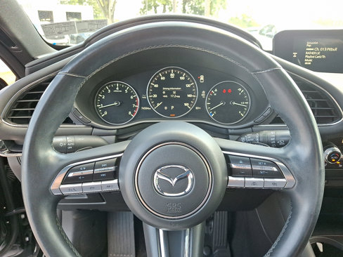 Certified 2021 MAZDA MAZDA3 Hatchback w/Premium Plus Pkg image 20