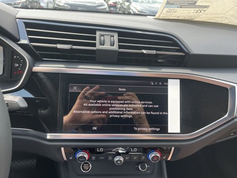New 2025 Audi Q3 2.0T Premium image 11