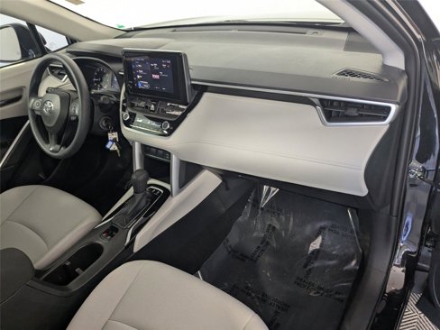 Certified 2023 Toyota Corolla Cross L image 5