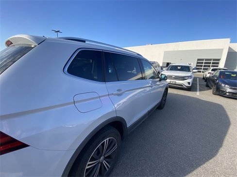 Used 2018 Volkswagen Tiguan SEL image 10