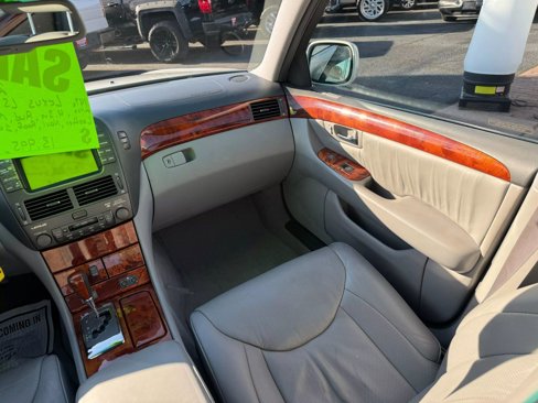 Used 2004 Lexus LS 430 image 16