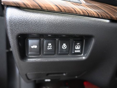 Used 2016 Nissan Maxima Platinum w/ Interior Lighting Package image 29